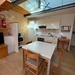 Appartamento 81, Bright Miniloft With View