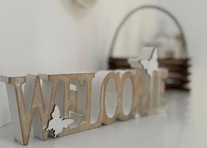 81, Bright Miniloft With View Apartman *