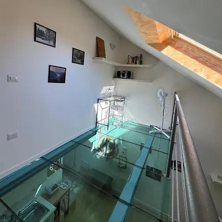 81, Bright Miniloft With View Barni